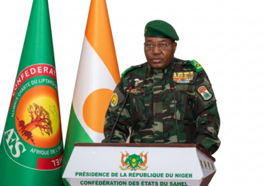 رئيس النيجر يعلن رفض القواعد العسكرية الأجنبية ويؤكد استعادة السيادة