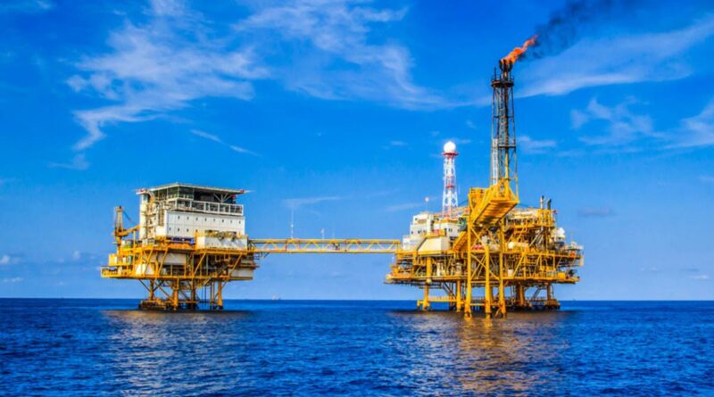 أسعار النفط تقفز أكثر من 3% مع تصاعد التوترات في الشرق الأوسط