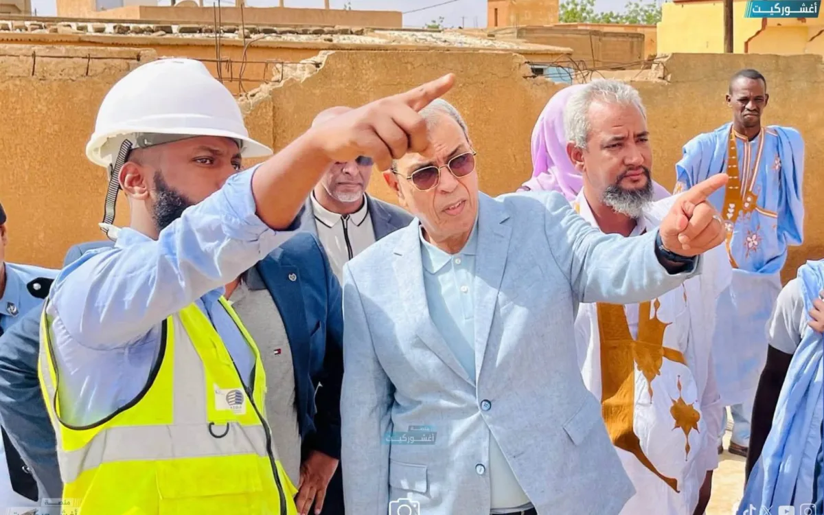 وزير الزراعة يختتم زيارته لـ “ألاك” بتفقد المنشآت الشبابية ويتعهد بمراجعة وضعية الملعب البلدي