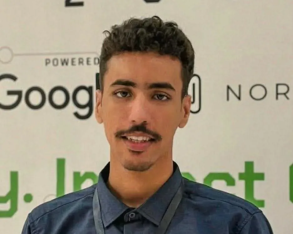 الطالب الموريتاني محمد فاضل حدوني يتصدر المسابقة الإفريقية للذكاء الاصطناعي والروبوتات